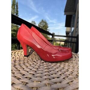 Steve Madden Women’s Classic Pumps Red Patent Leather High Heel Shoes 9 Pinup